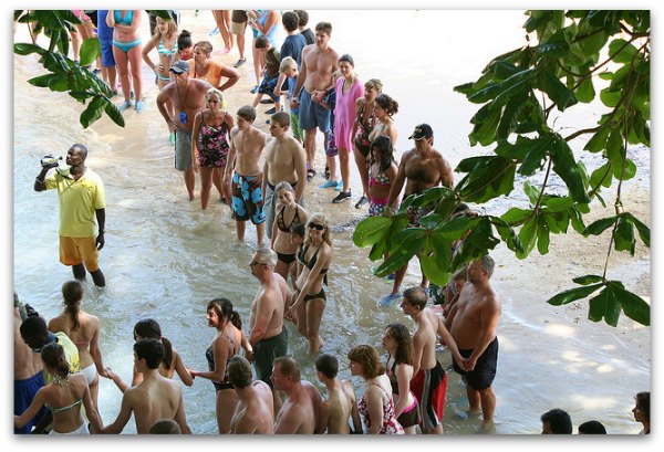 Avoid Dunns River Falls when there is alot of people